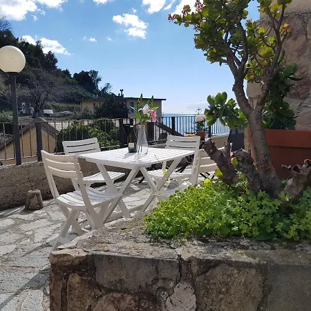 Apartment Seaview With Terrace Monterosso al Mare